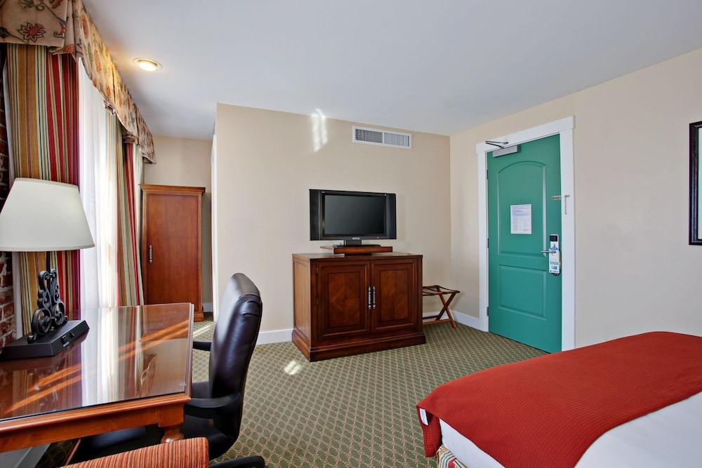 Hotel Virginia Santa Barbara, Tapestry Collection By Hilton Buitenkant foto